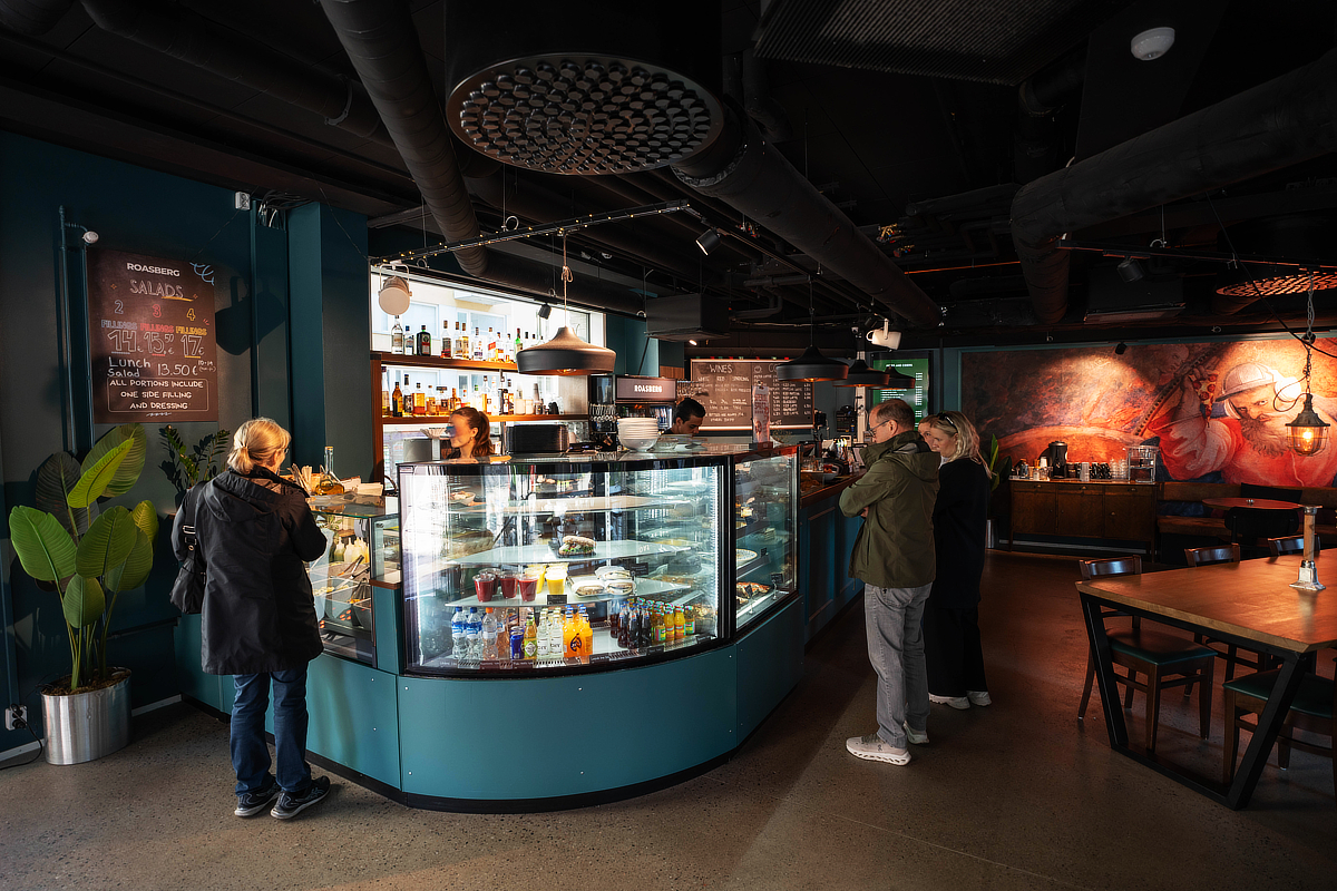 Coffee and pastry counter at Roasberg on Kolmas linja, Helsinki